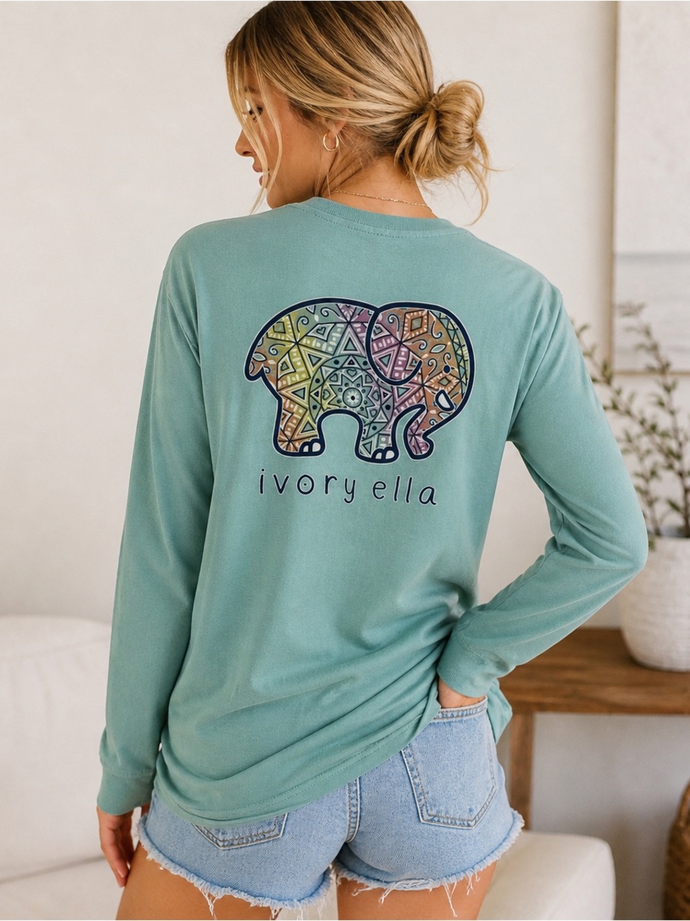 🐘 Ivory Ella Teal Long Sleeve Shirt | Elephant Logo | Size M